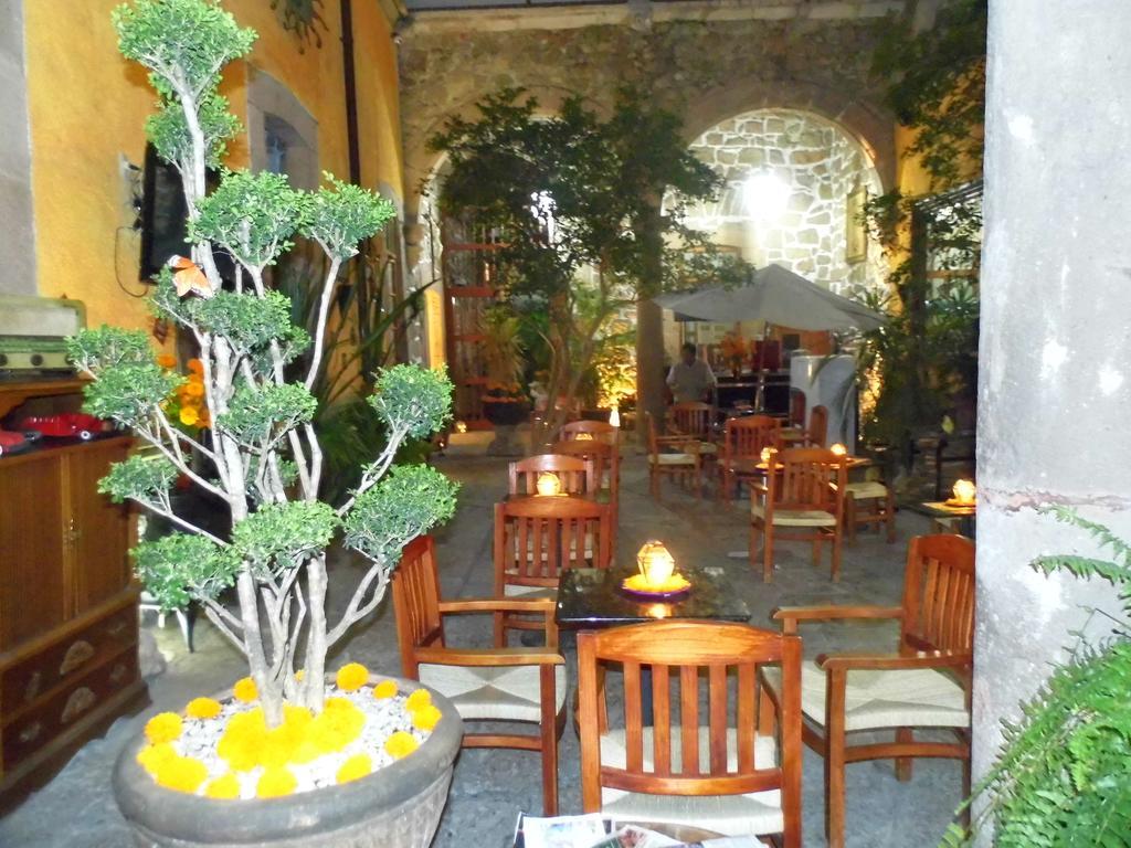Hotel Casa Del Anticuario Морелия Экстерьер фото
