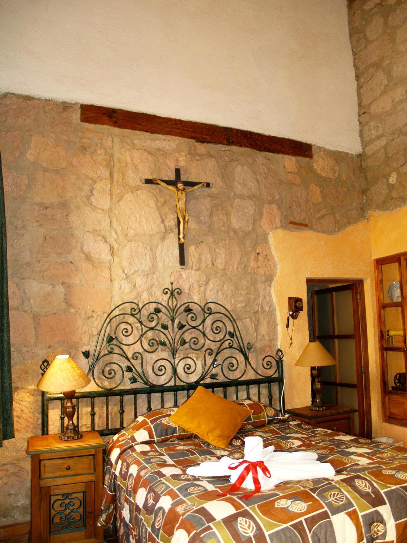 Hotel Casa Del Anticuario Морелия Экстерьер фото