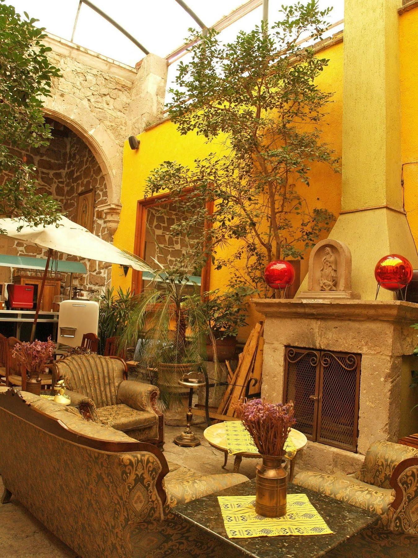 Hotel Casa Del Anticuario Морелия Экстерьер фото