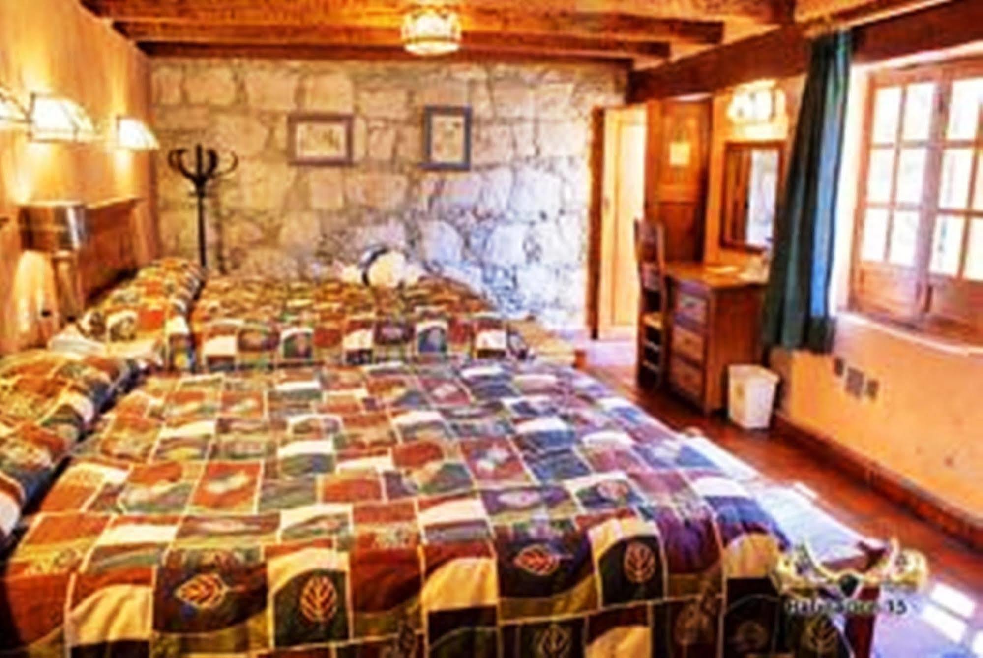 Hotel Casa Del Anticuario Морелия Экстерьер фото