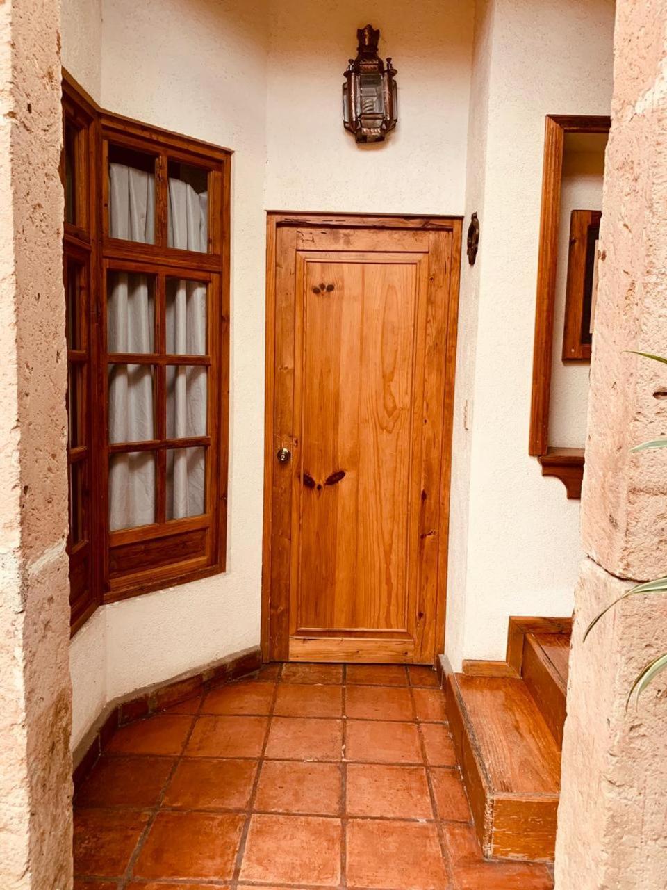 Hotel Casa Del Anticuario Морелия Экстерьер фото
